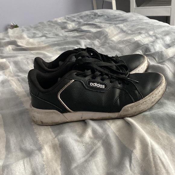 USED Black Adidas Sneakers Womens Size 6 - Picture 2 of 3